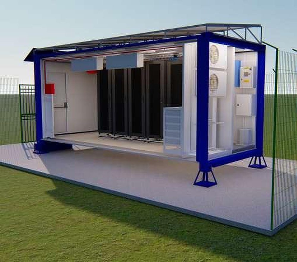 Interior do Smart Shelter MDC — quatro racks, climatização e energia